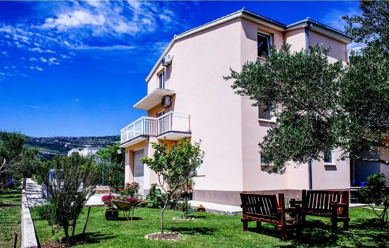 Apartments Mohito Kaštela
